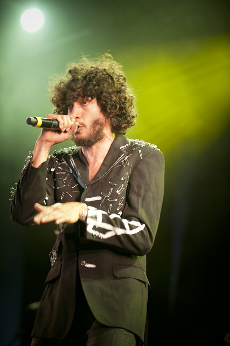 La Chiva Gantiva @ dranouter 2014, picture 9, photographed by Devid Camerlynck - FrontView Magazine