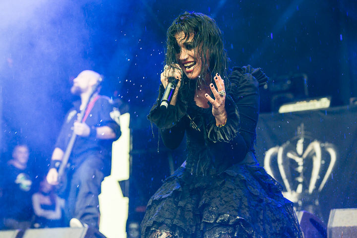 Lacuna Coil @ Alcatraz Hard Rock & Metal Fest, foto 1, foto's door Edwin Houdevelt - FrontView Magazine