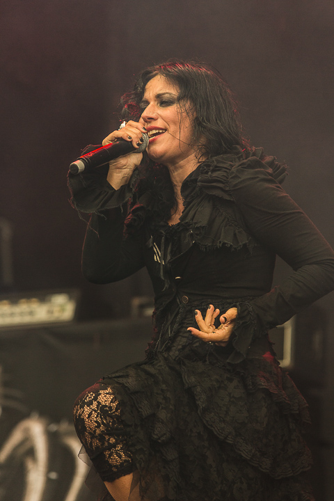 Lacuna Coil @ Alcatraz Hard Rock & Metal Fest, foto 11, foto's door Edwin Houdevelt - FrontView Magazine