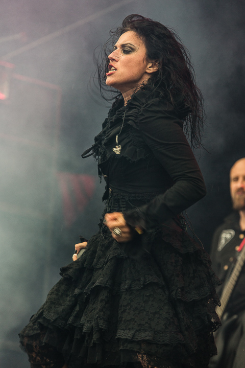 Lacuna Coil @ Alcatraz Hard Rock & Metal Fest, foto 14, foto's door Edwin Houdevelt - FrontView Magazine