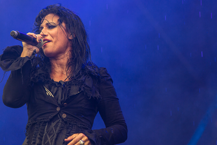 Lacuna Coil @ Alcatraz Hard Rock & Metal Fest, foto 28, foto's door Edwin Houdevelt - FrontView Magazine