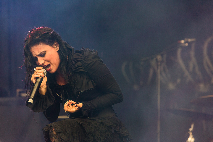 Lacuna Coil @ Alcatraz Hard Rock & Metal Fest, foto 32, foto's door Edwin Houdevelt - FrontView Magazine