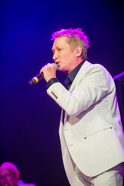 Bart Kaëll @ Summer Swing, picture 10, photographed by Dimitri Vanlommel - FrontView Magazine