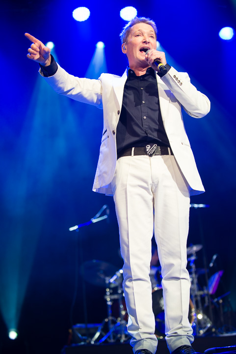 Bart Kaëll @ Summer Swing, picture 29, photographed by Dimitri Vanlommel - FrontView Magazine