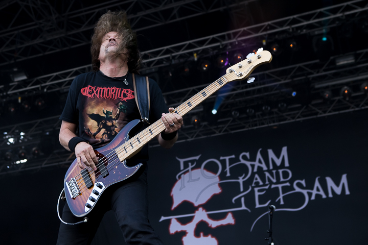 Flotsam and Jetsam @ Into the Grave 2014, foto 10, foto's door Dorien Goetschalckx - FrontView Magazine