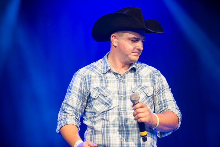 Robby Longo @ Summer Swing, picture 4, photographed by Dimitri Vanlommel - FrontView Magazine