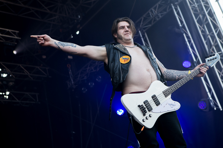 Schirenc Plays Pungent Stench @ Into the Grave 2014, picture 1, photographed by Dorien Goetschalckx - FrontView Magazine