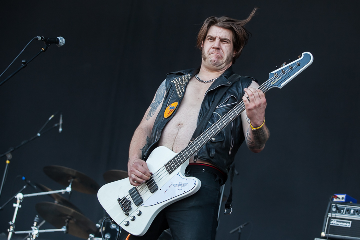 Schirenc Plays Pungent Stench @ Into the Grave 2014, picture 11, photographed by Dorien Goetschalckx - FrontView Magazine
