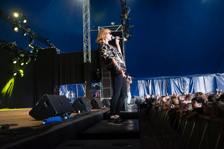Slongs Dievanongs @ Summer Swing, picture 2, photographed by Dimitri Vanlommel - FrontView Magazine