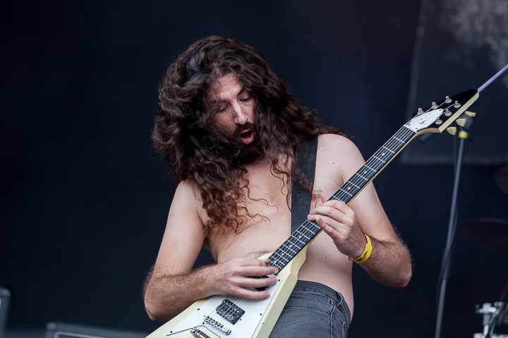 Vanderbuyst @ Into the Grave 2014, picture 7, photographed by Dorien Goetschalckx - FrontView Magazine