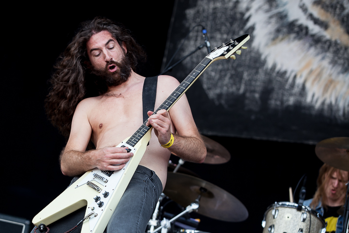 Vanderbuyst @ Into the Grave 2014, picture 12, photographed by Dorien Goetschalckx - FrontView Magazine