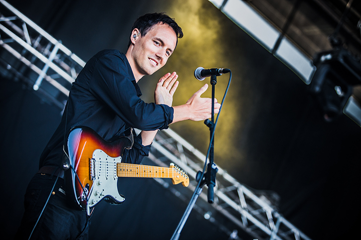 10cc @ Nostalgie Beach Festival 2014, picture 8, photographed by Elke Briers - FrontView Magazine