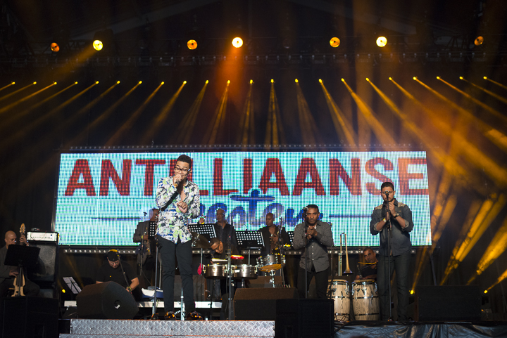 Dag 2 @ Antilliaanse Feesten 2014, picture 12, photographed by Steven Stausens - FrontView Magazine