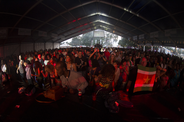 Dag 2 @ Antilliaanse Feesten 2014, picture 28, photographed by Steven Stausens - FrontView Magazine