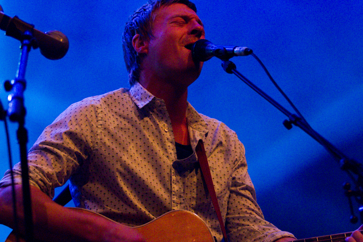 Girls in Hawaii @ Openluchttheater Rivierenhof, picture 5, photographed by FrontView Magazine