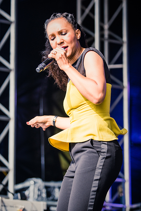 Rozalla @ Nostalgie Beach Festival 2014, picture 1, photographed by Elke Briers - FrontView Magazine