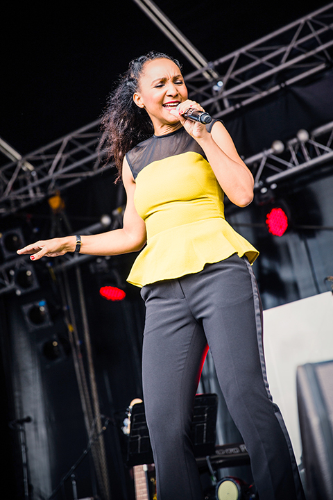 Rozalla @ Nostalgie Beach Festival 2014, picture 9, photographed by Elke Briers - FrontView Magazine