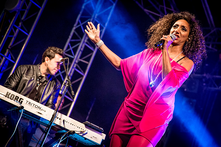Sister Sledge @ Nostalgie Beach Festival 2014, picture 1, photographed by Elke Briers - FrontView Magazine