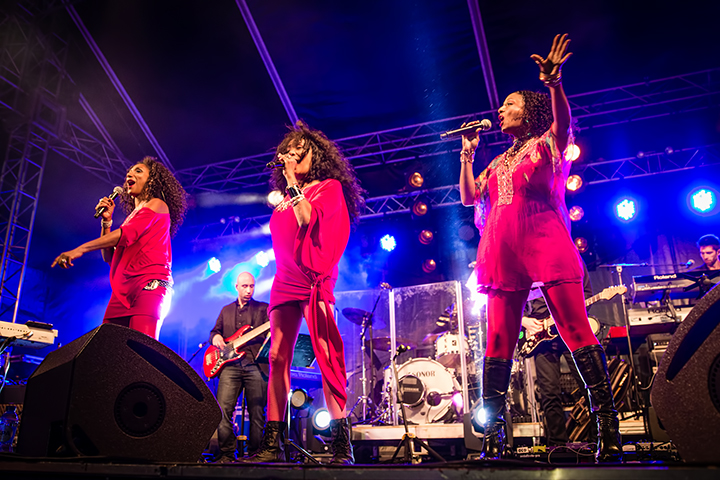 Sister Sledge @ Nostalgie Beach Festival 2014, picture 2, photographed by Elke Briers - FrontView Magazine