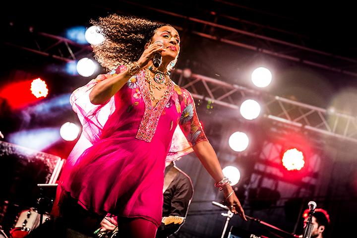 Sister Sledge @ Nostalgie Beach Festival 2014, picture 3, photographed by Elke Briers - FrontView Magazine