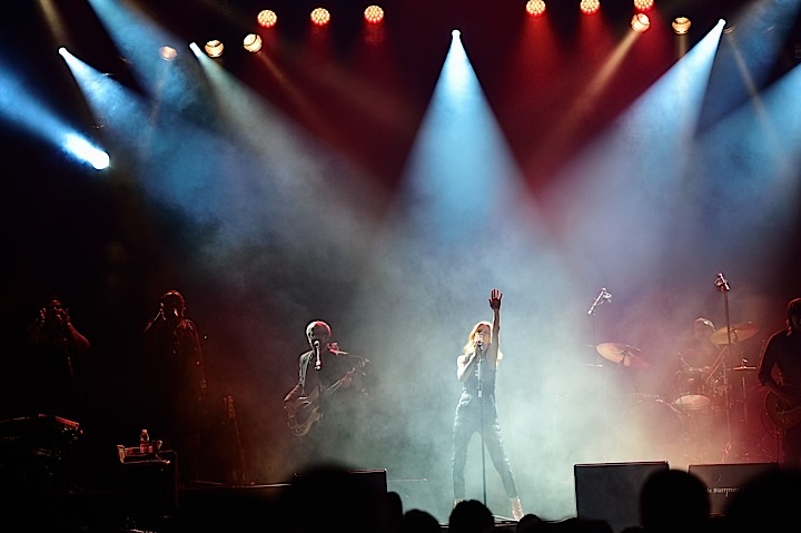 Axelle Red @ Brussels Summer Festival, picture 7, photographed by Wim Patry - FrontView Magazine