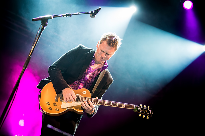 Level 42 @ Nostalgie Beach Festival 2014, picture 11, photographed by Elke Briers - FrontView Magazine