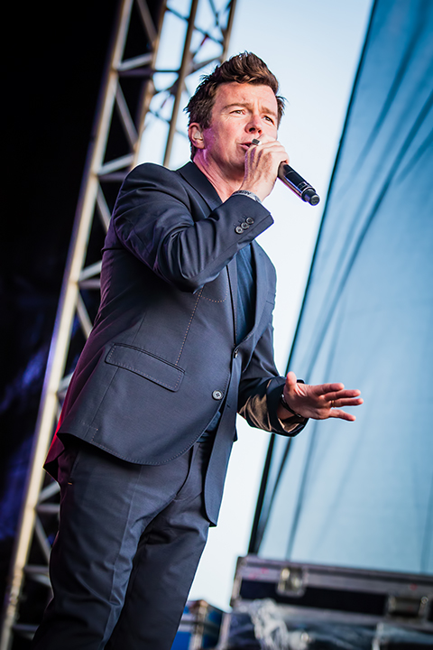 Rick Astley @ Nostalgie Beach Festival 2014, foto 13, foto's door Elke Briers - FrontView Magazine