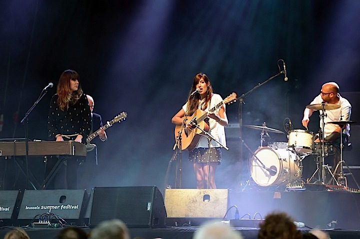 Clare Louise @ Brussels Summer Festival, picture 1, photographed by Wim Patry - FrontView Magazine