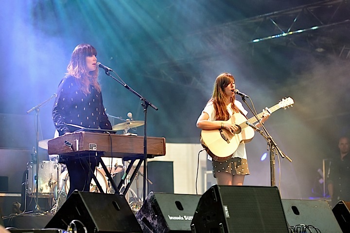 Clare Louise @ Brussels Summer Festival, picture 5, photographed by Wim Patry - FrontView Magazine