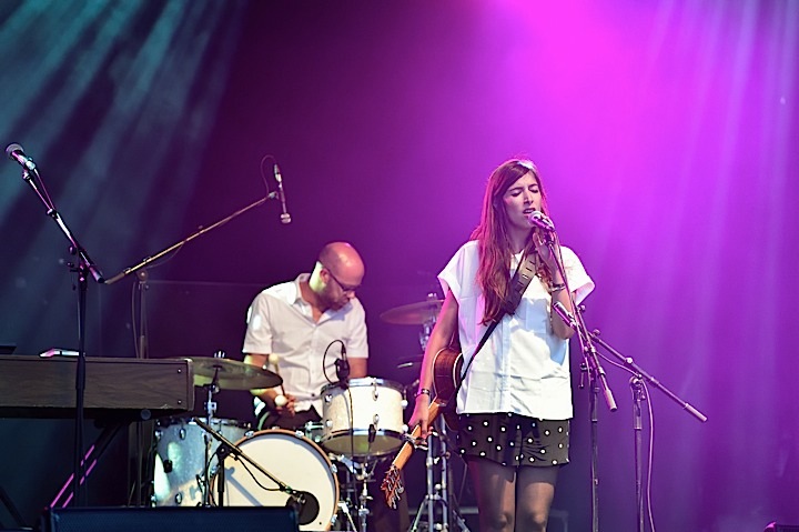 Clare Louise @ Brussels Summer Festival, picture 7, photographed by Wim Patry - FrontView Magazine