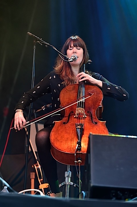 Clare Louise @ Brussels Summer Festival, picture 13, photographed by Wim Patry - FrontView Magazine