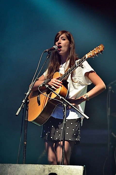 Clare Louise @ Brussels Summer Festival, picture 20, photographed by Wim Patry - FrontView Magazine