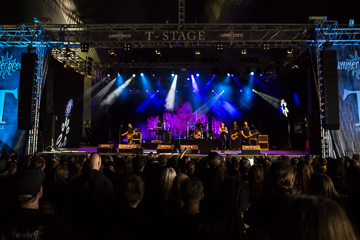 Anneke Van Giersbergen @ Summer Breeze 2014, picture 19, photographed by Dorien Goetschalckx - FrontView Magazine