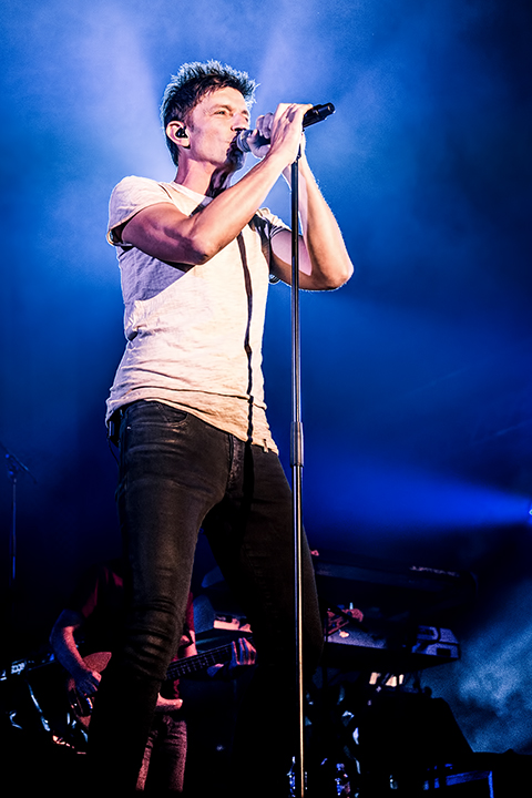 Clouseau @ Stadsfestival Ieper, picture 2, photographed by Elke Briers - FrontView Magazine