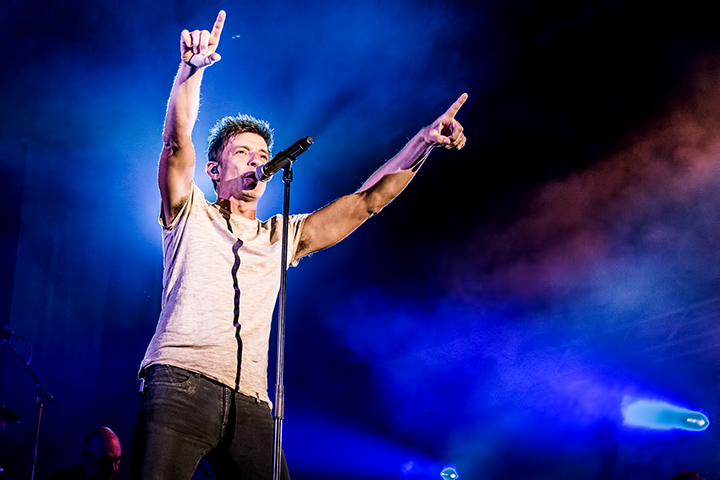 Clouseau @ Stadsfestival Ieper, picture 3, photographed by Elke Briers - FrontView Magazine