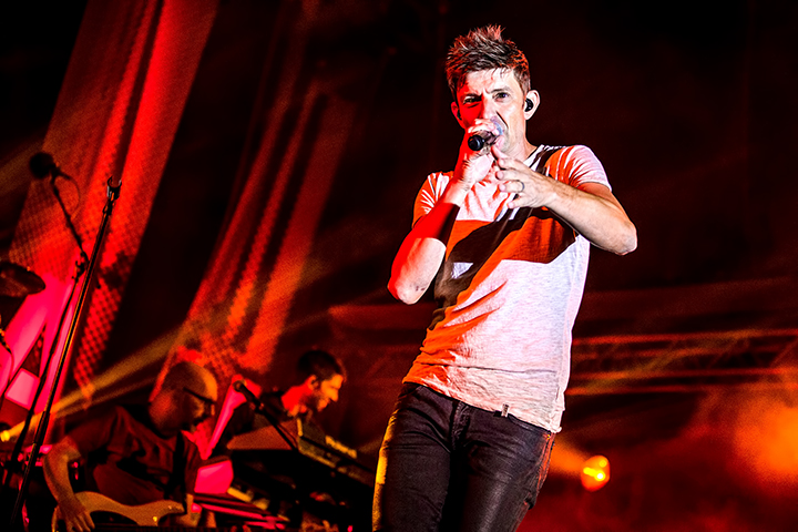 Clouseau @ Stadsfestival Ieper, picture 18, photographed by Elke Briers - FrontView Magazine