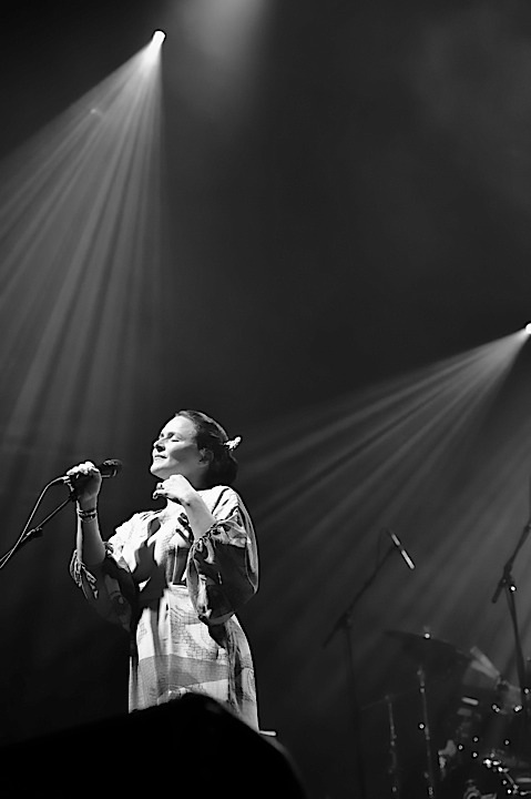 Emiliana Torrini @ Brussels Summer Festival, picture 13, photographed by Wim Patry - FrontView Magazine