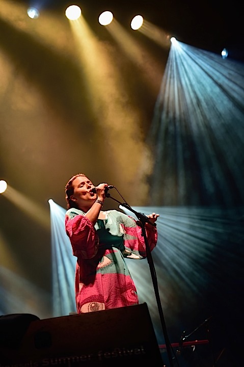 Emiliana Torrini @ Brussels Summer Festival, picture 17, photographed by Wim Patry - FrontView Magazine