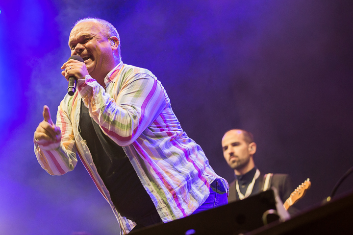 Paul de Leeuw @ Marktrock Leuven 2014, foto 4, foto's door Kurt Jacobs - FrontView Magazine