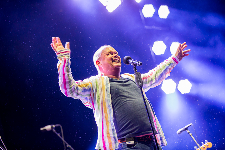 Paul de Leeuw @ Marktrock Leuven 2014, foto 6, foto's door Kurt Jacobs - FrontView Magazine