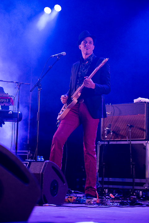 Aloë Black Feest in het park, picture 2, photographed by Youri Vanlommel - FrontView Magazine