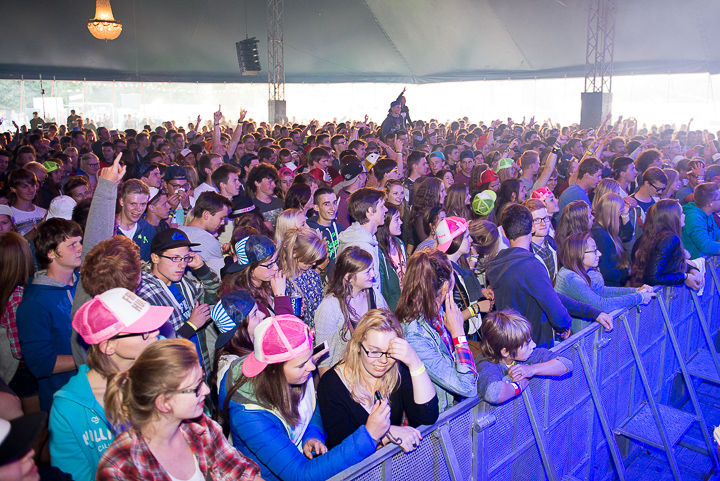 Feest in het park Sfeerverslag donderdag, picture 1, photographed by Youri Vanlommel - FrontView Magazine