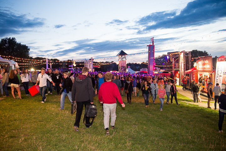 Feest in het park Sfeerverslag donderdag, picture 25, photographed by Youri Vanlommel - FrontView Magazine