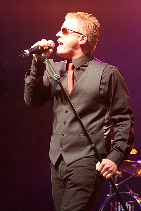 Night Train @ Vostertfeesten, Bree, picture 4, photographed by Heidi Elen - FrontView Magazine