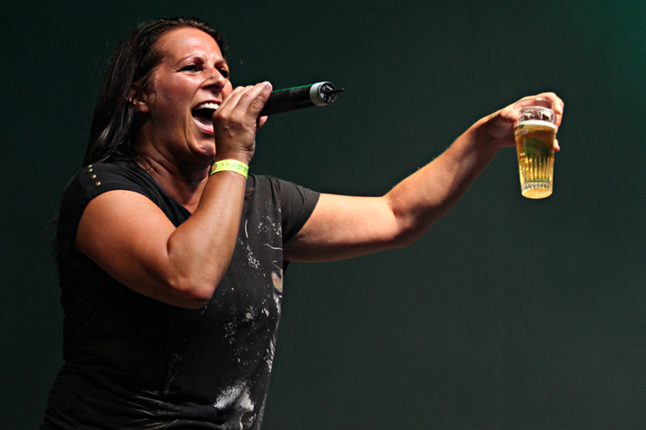Night Train @ Vostertfeesten, Bree, picture 11, photographed by Heidi Elen - FrontView Magazine