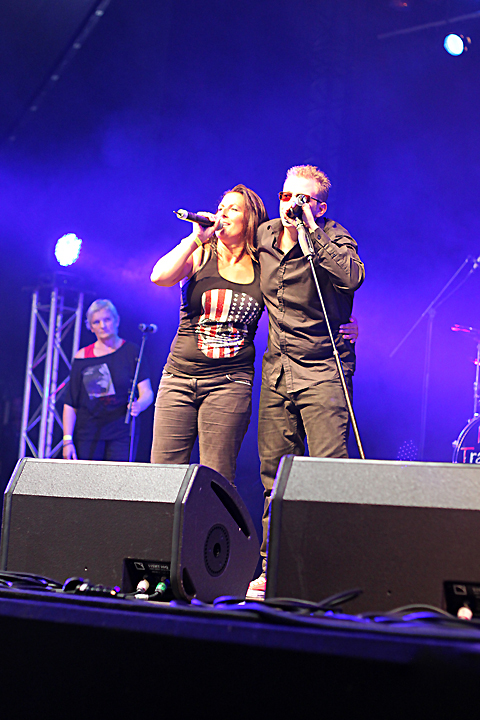 Night Train @ Vostertfeesten, Bree, picture 20, photographed by Heidi Elen - FrontView Magazine