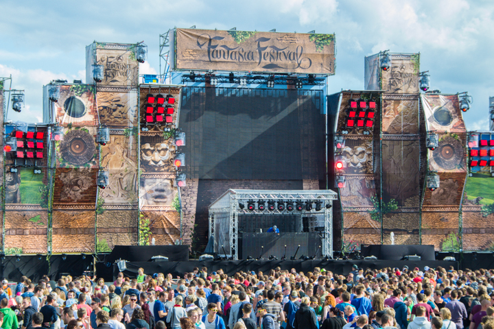 Fantasia Festival 2014 @ Hamme-Zogge, picture 25, photographed by Tom Van Tongerloo - FrontView Magazine