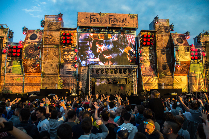 Fantasia Festival 2014 @ Hamme-Zogge, picture 102, photographed by Tom Van Tongerloo - FrontView Magazine