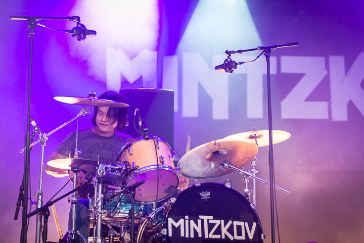 Mintzkov @ Feest in het Park 2014, picture 3, photographed by Jan van Hecke - FrontView Magazine