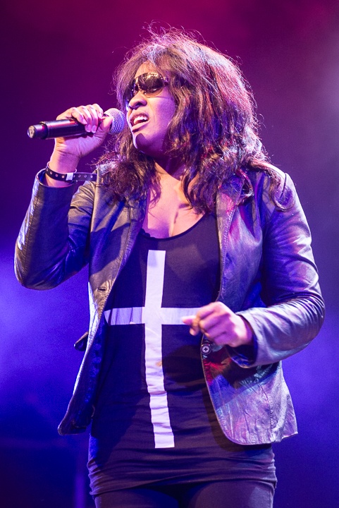 Tanya Stephens @ Feest in het Park 2014, picture 6, photographed by Jan van Hecke - FrontView Magazine